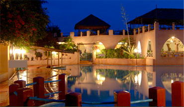 THE RESORT COUNTRY CLUB